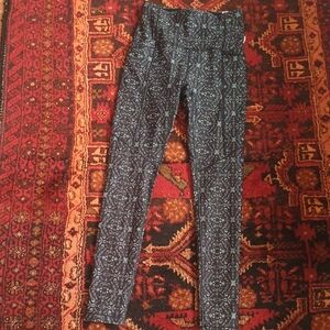 CALIA by Carrie Underwood Black Patterned Leggings